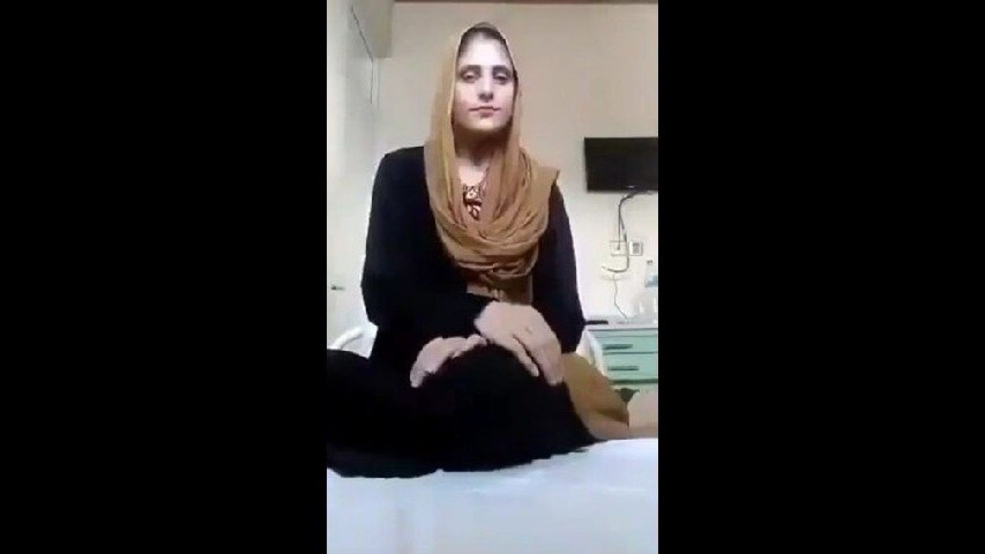 ⁣Beautiful Pashto Girl Showing For Lover
