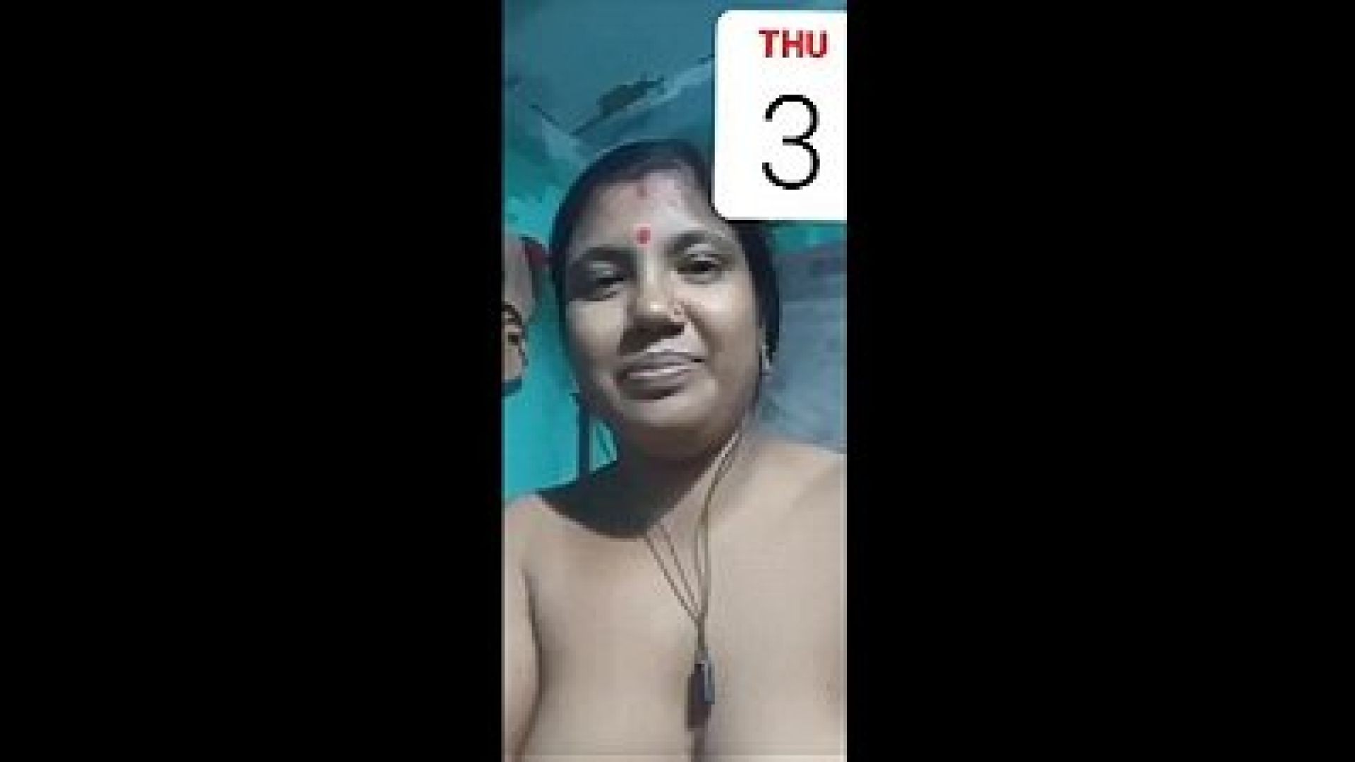⁣Bengali Boudi Showing Lover On VideoCall